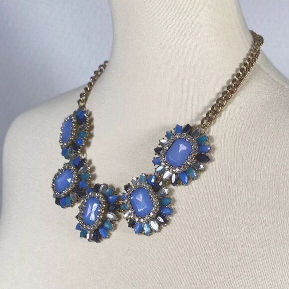 Susan GraverStatement Necklace Blue Rhinestone Flower Chunky Bold 18"+2" NWOT - Picture 5 of 8
